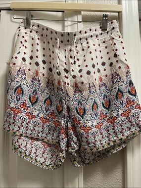 Floral Border White High-Waist Drawstring Shorts M